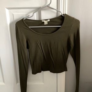 Bozzolo Cropped Long sleeve. Size Medium. Green